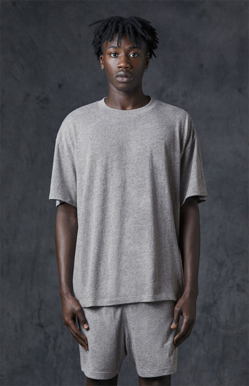 

2021 New t Shirt Monogrammed Men Women Top Tee Streetwear Hip Hop Loose Sample Casual Essentials T-shirt M068, Gray khaki yellow