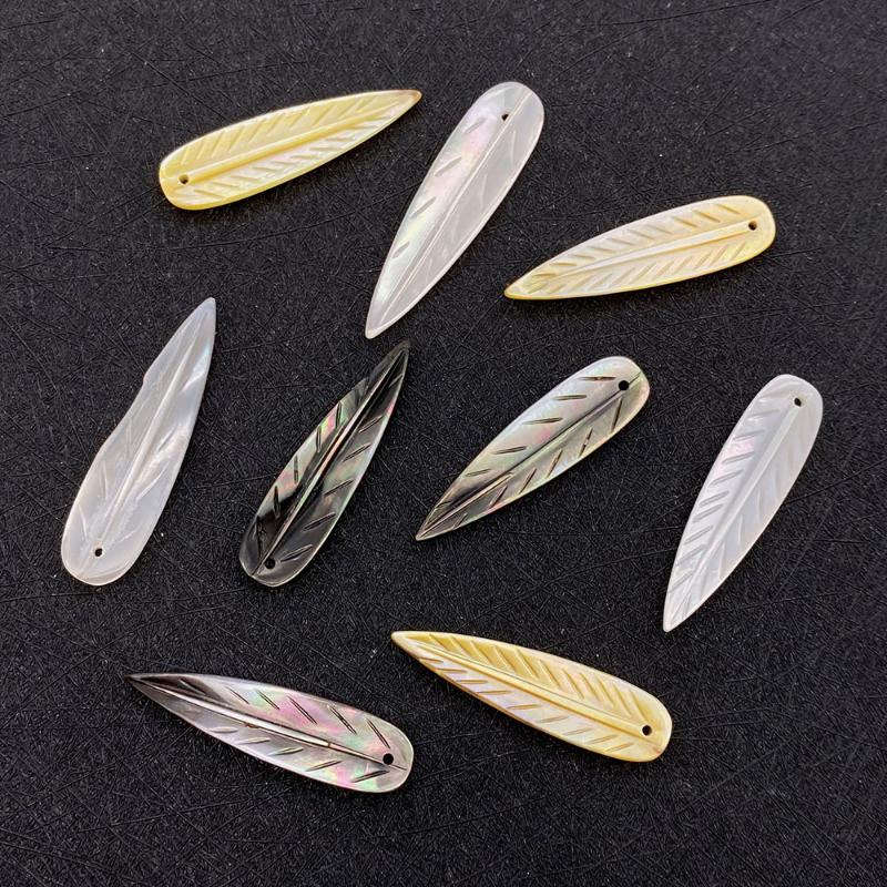 

Charms Natural Sea Shell Pendant Carving Leaf Shape High Quality Cute Shells For Jewelry Making DIY Necklace Earring Accessories, Bronze;silver