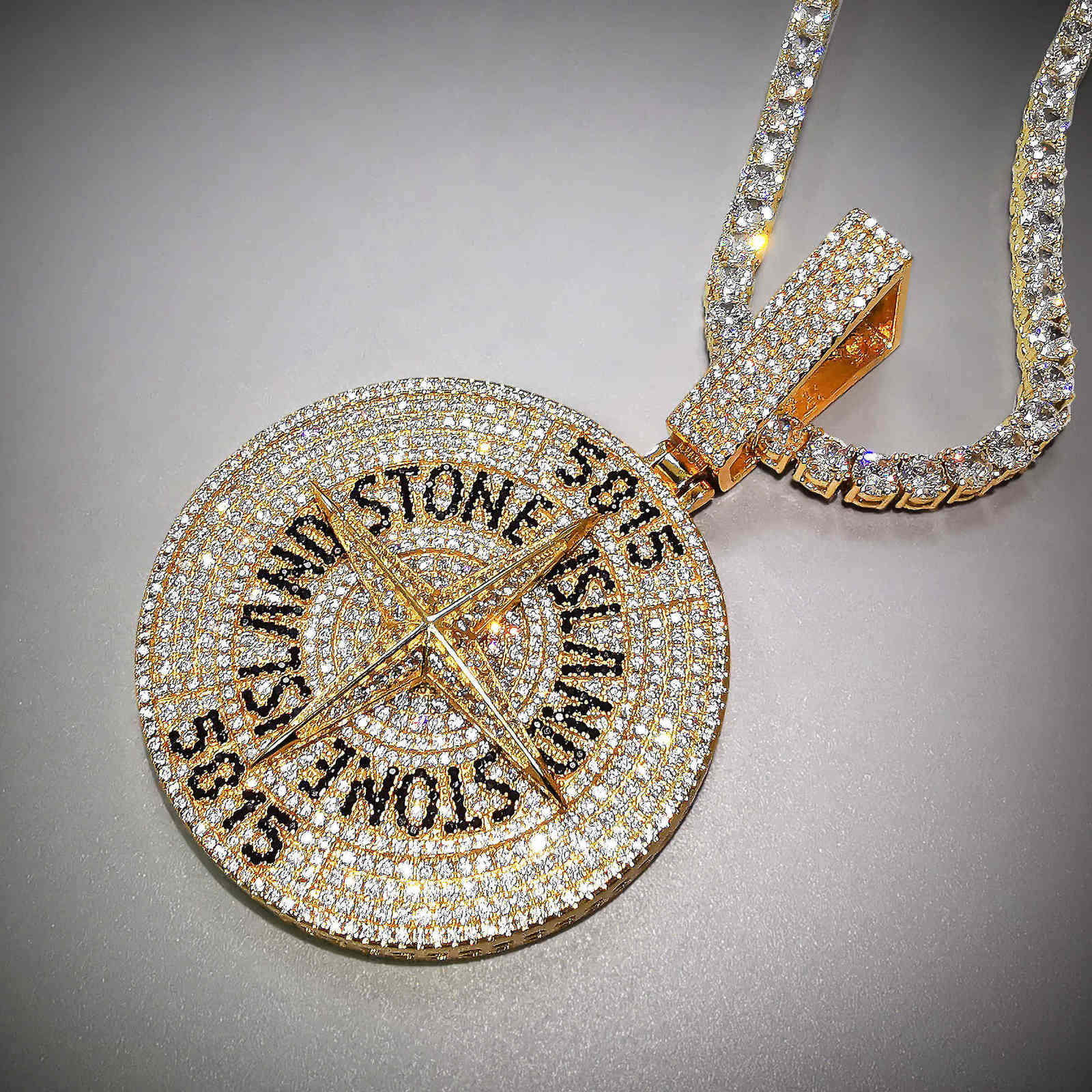 

Hip Hop Big Compass Shape Pendant With Chain For Men Gifts Bling Cubic Zirconia Necklace Jewelry X0707