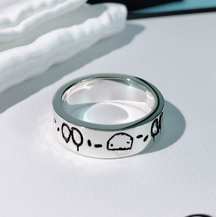 

Sterling silver platinum plated skull band ring men's and women's fashion luxury designer rings classic Never fade49G8