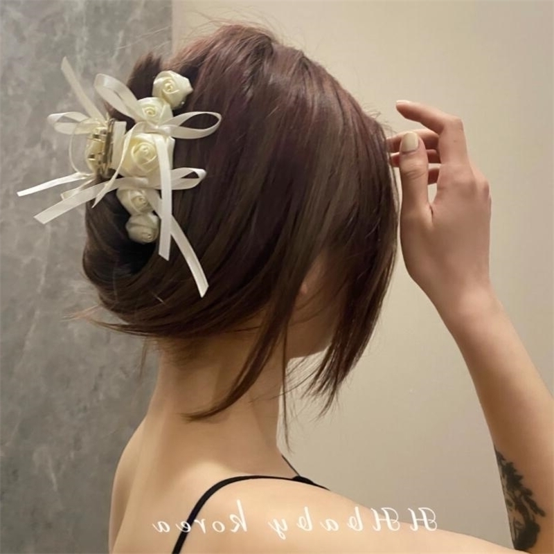 

French Hairpin super grab fairy rose net red 2021 new back of head curling shark clip female