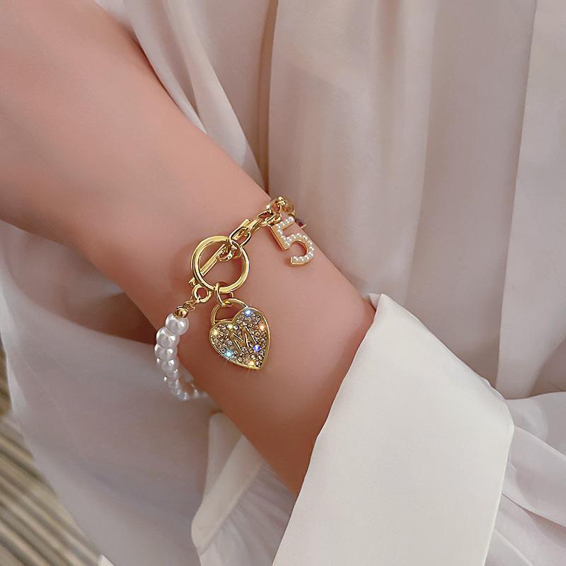 

Link, Chain Fashion Personality T-shaped Buckle Imitation Pearl Rhinestone Love Pendant Bracelets For Women Temperament Bracelet Jewelry