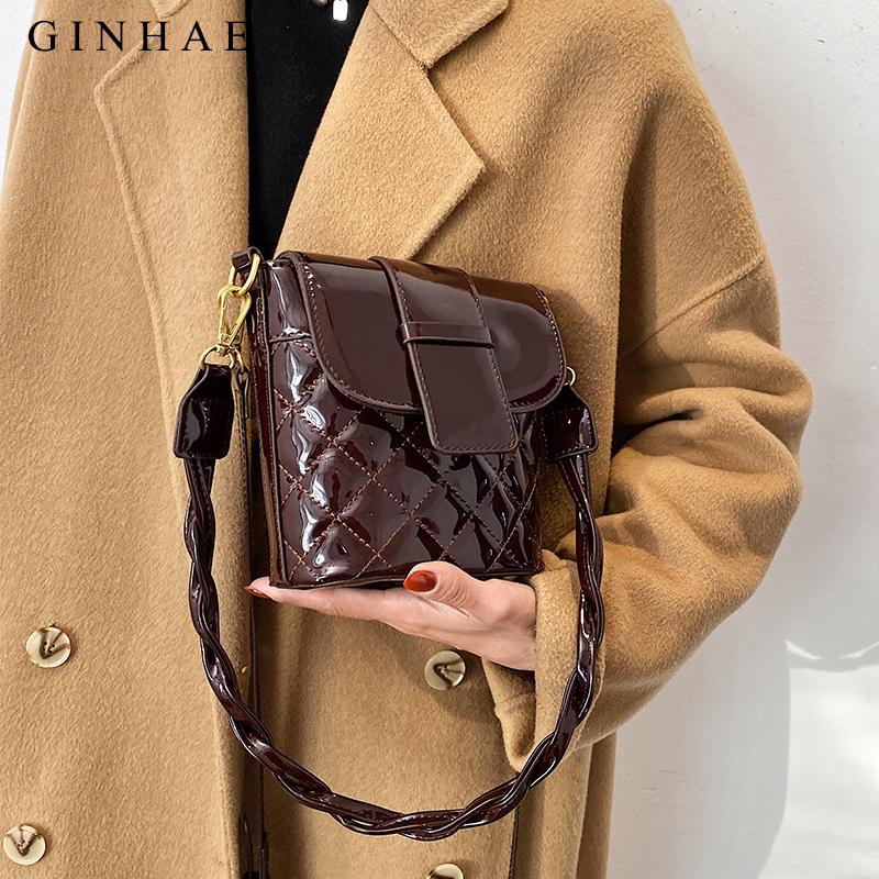 

Ladies PU Bright Leather Shoulder Bags Vintage Plaid Handbag For Women Designer Cross Body Bag Retro Messenger Bag, Black