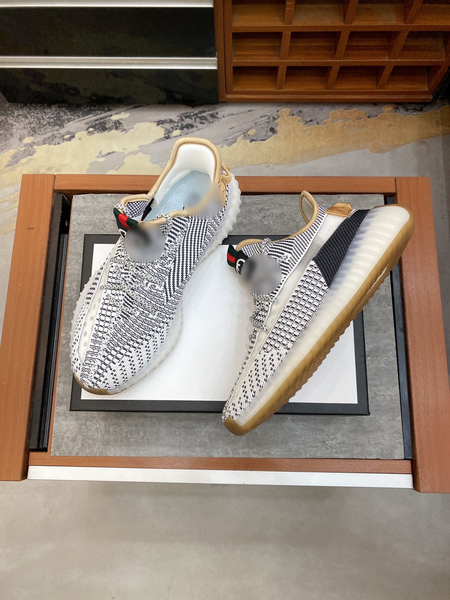 

Fashion men designer shoes comfortable cool Mens sneakers trainers sports shoe high quality, White