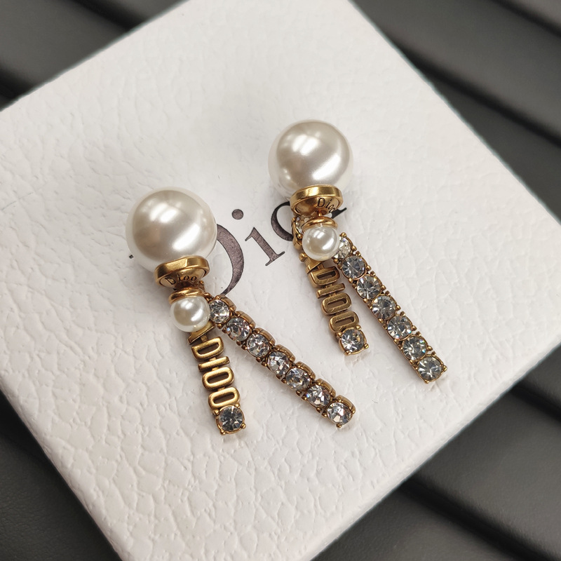 Top Quality Brass Women Designer Studs Big Pearl Single row drill CZ Stones White Pearls Stud Earrings Classic Style Engagement Jewelry Lady Party Gifts
