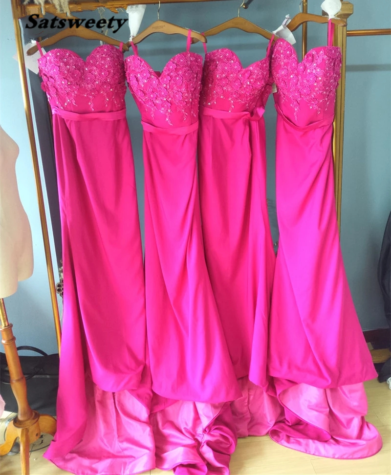 

Sleeveless Long Bridesmaid Dress Floor Length Sweetheart Neckline Fuchsia Wedding Party Dresses