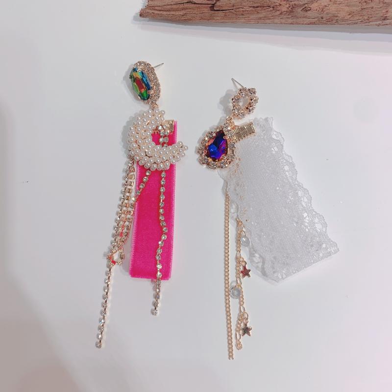 

Dangle & Chandelier Korean Fashion Asymmetric Pearl Moon Long Tassel Rhinestone Drop Earrings For Women Elegant Lace Brincos Jewelry Gift