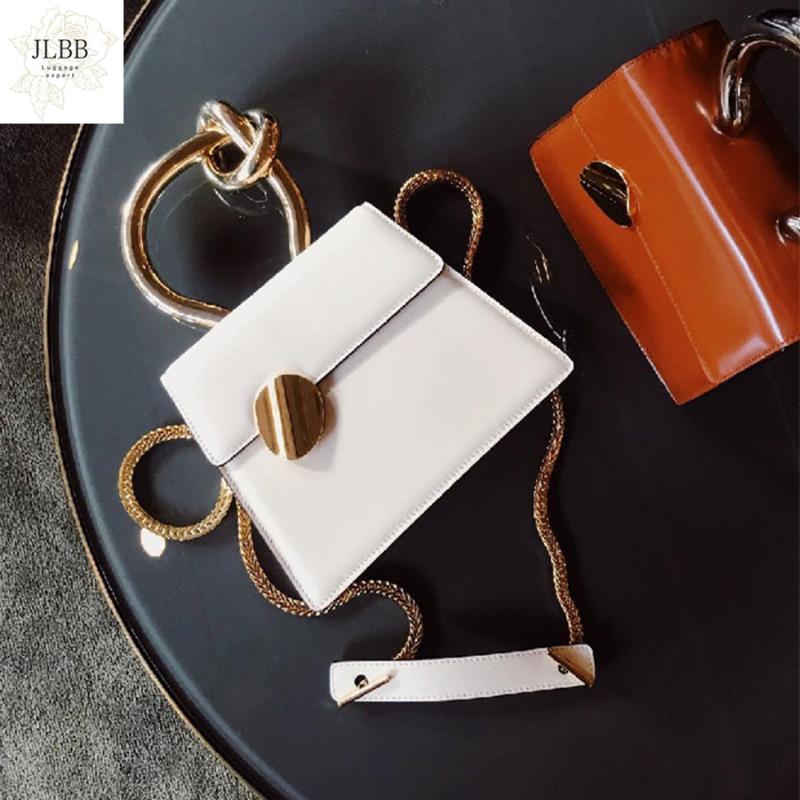

Trend Metal Knot Handle Women's Handbags Elegant Solid Chains Crossbody Bags for Women Simple PU Leather Clutch Shoulder Bag, Black