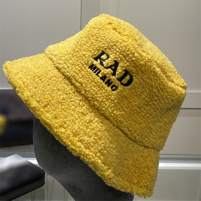 

Winter Designer Bucket Hat For Men Women Fashion Teddy Bonnet Beanie Designers Caps Hats Mens Casquette Outdoor Warm Sunhat Fuzzy Cap 2021, Yellow