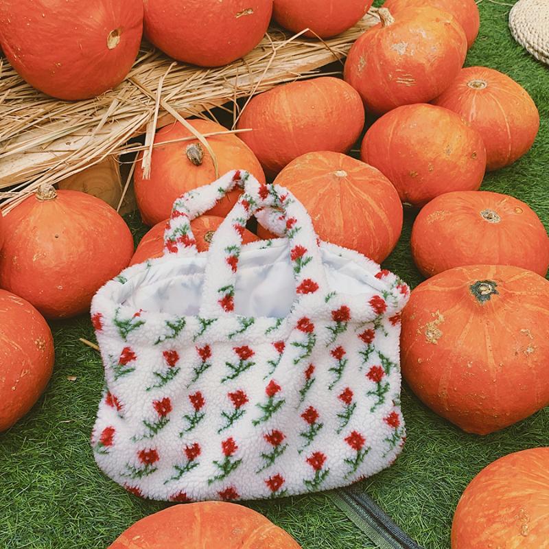 

Spice Girls Coming / Vintage Tulip Little Flower Bag 2021 New 100-Pack Girl Lamb Hair Handbag