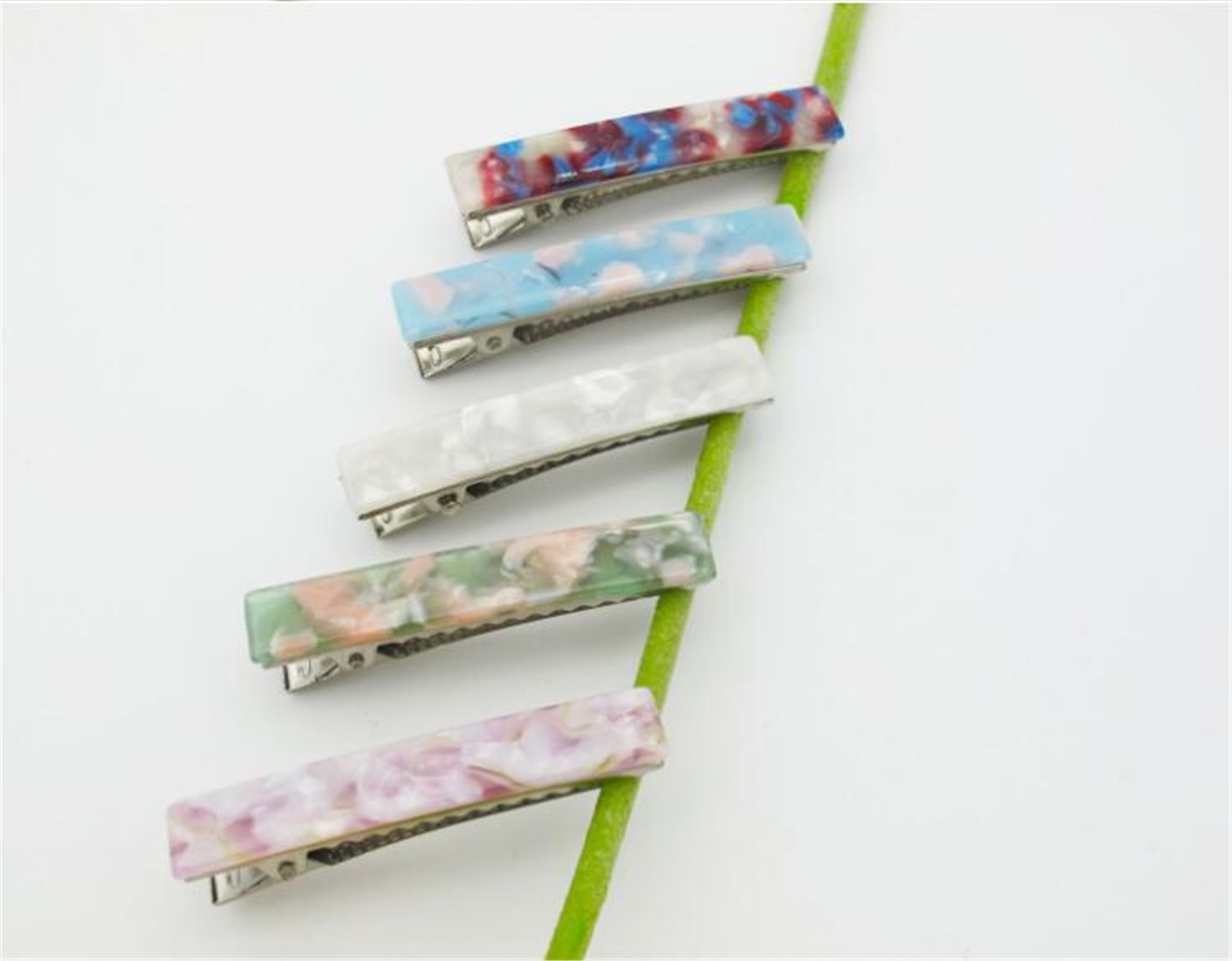 

05 hot sell 2020 women's New simple bow-studded hairpin high quality Multicolor hairpin, Black;brown