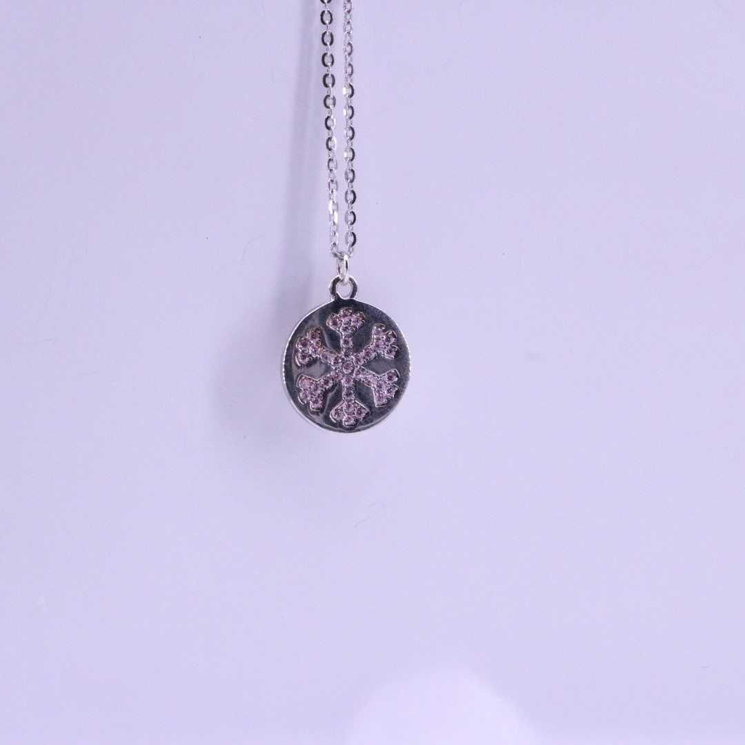 

S925 Silver Round Design Necklace
