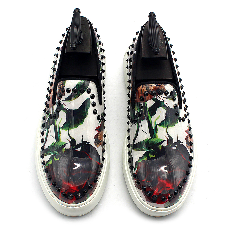 

2021 Fashion Casual Slip on Driving Loafers Handmade Mens Rivets Stud Lazy Shoes Man Oxfords