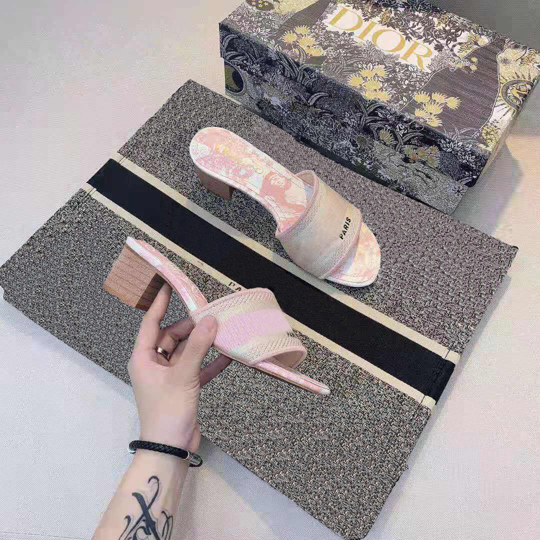 

2021 Women Sandals Slippers Embroidery Designers Slides Sandal Floral Brocade Flip Flops Striped Beach Leather Dazzle Flower Slipper Loafers