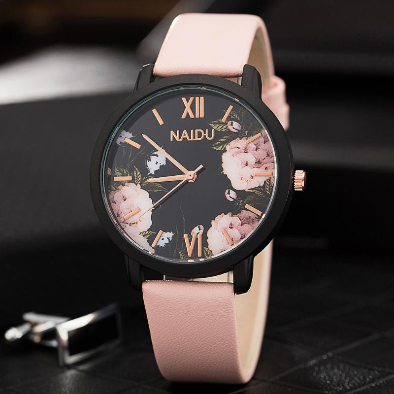 

Wristwatches 2022 European And American Style Pastoral Flower Women's Quartz Watch Fashion Retro Trend Student Forest All-Match, Brown