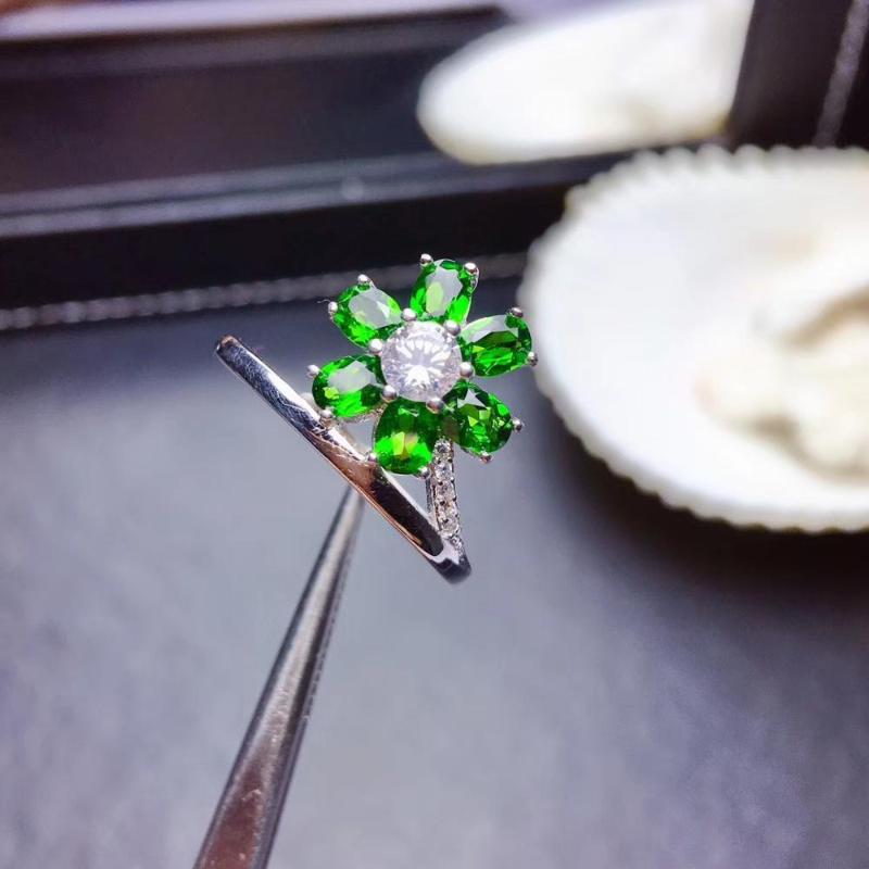 

Cluster Rings Fashion Lovely Flower Natural Green Diopside Gem Ring S925 Silver Gemstone Women Girl Party Gift Fine Jewelry, Golden;silver