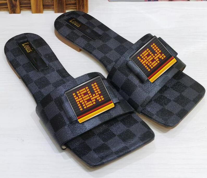 

Women's slippers Women's shoes Classic women's slippers Metal beach slippers sizes 35-41, Black