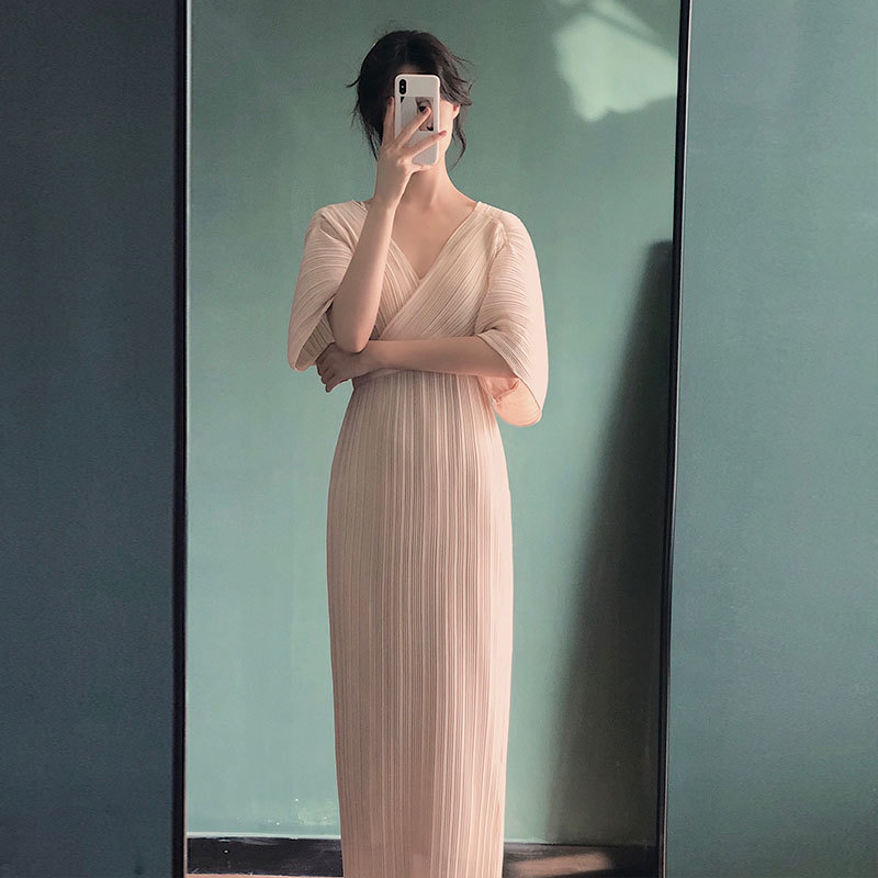 

2021 New French Vintage Elegant Pleated Abayas Women V-neck High Waist Long Causal Korean Fashion Aesthetic Clothes 805a, Khaki