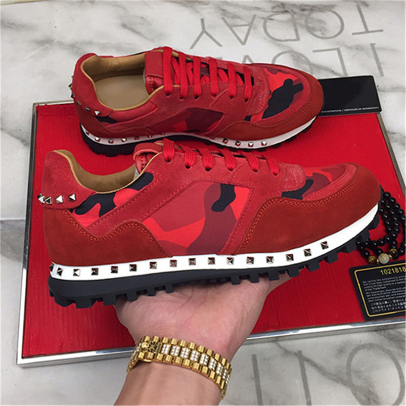 

Top Quality Designers Womens Mens Shoes Studded Rivets Camouflage Sneakers Rockrunner Multicolor Fashion Mesh Fabric Trainers With Box And Dustbag