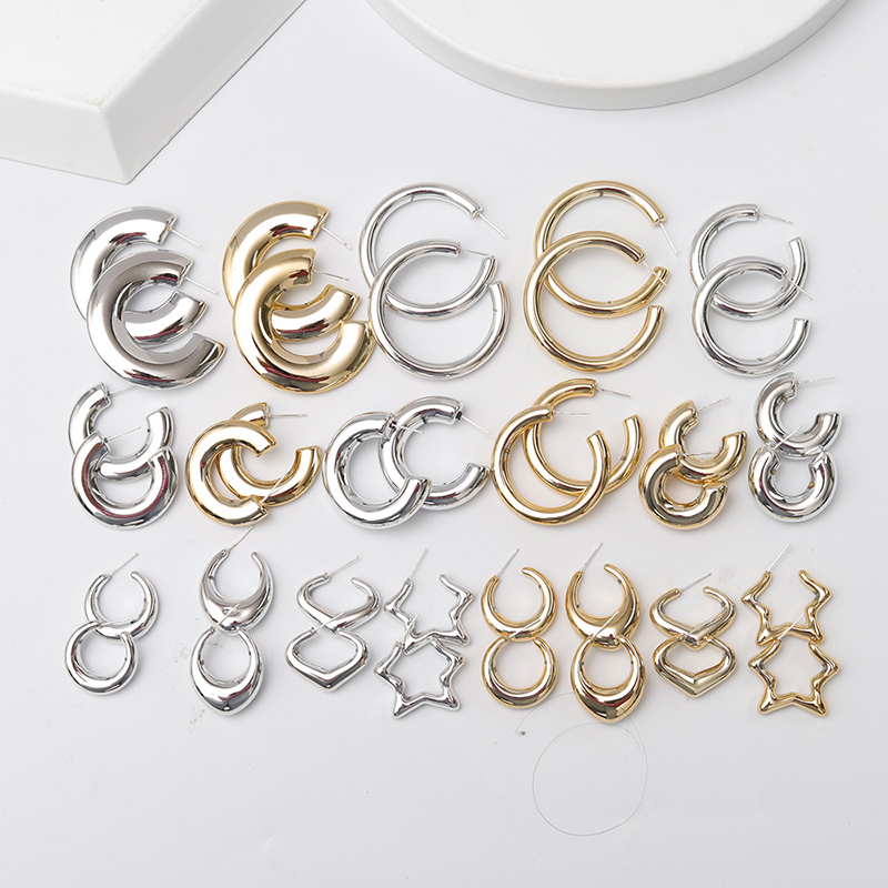 

Fashion Retro Ladies CCB Hoop Earrings Acrylic Gold and Silver Temperament Heart-Shaped Butterfly Hollow Round Stars Geometric Earring Party Jewelry Gifts