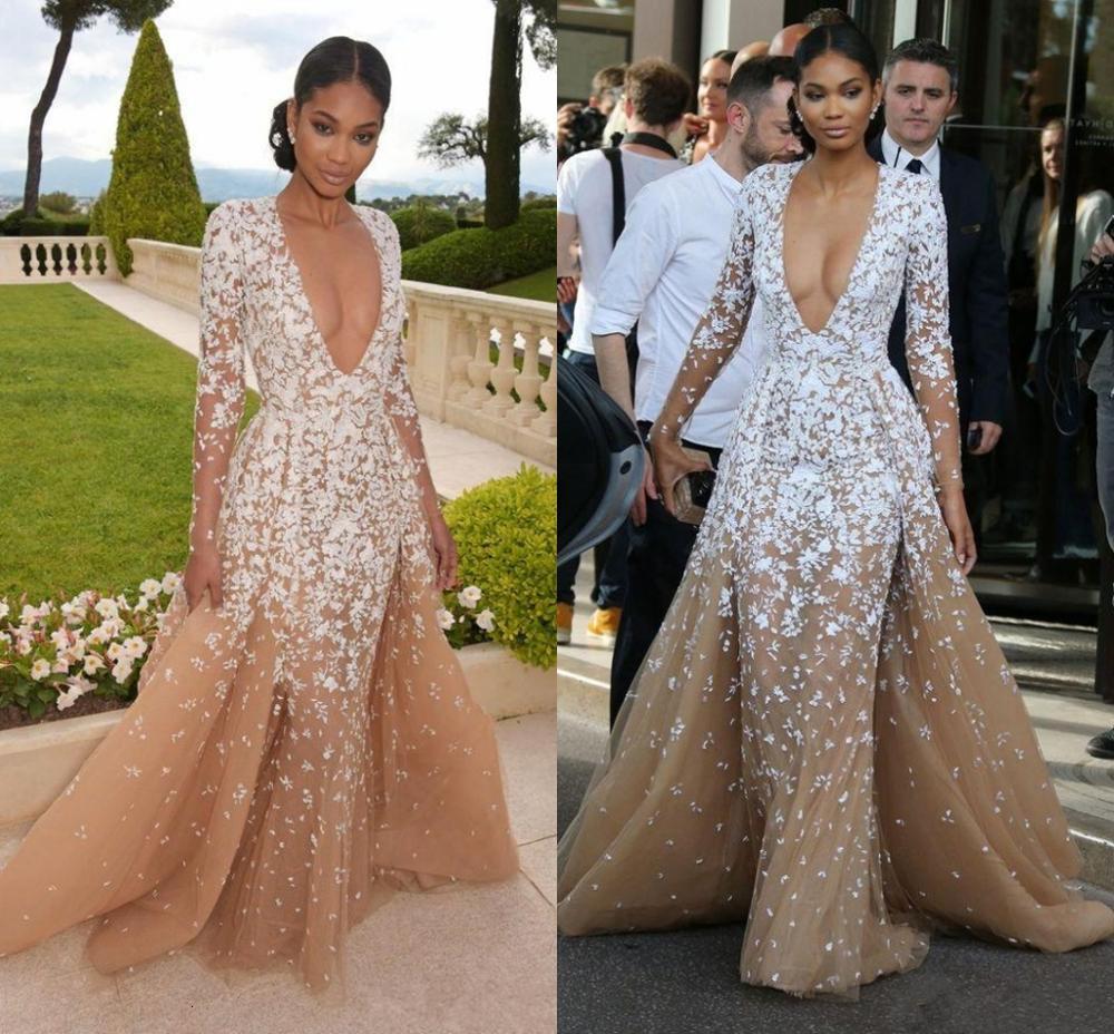 

2021 New Zuhair Murad Evening Gowns Long Sleeves Champagne Formal Cleberity Pageant Deep v Neck Applique Prom Party Sweep Oa3s