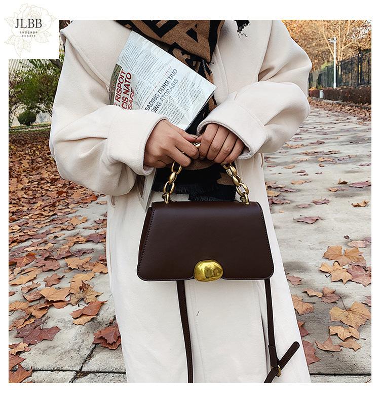 

Vintage Designer Small Square Bag Women Big Chain Top Handle Bag Fashion Shoulder Bags Casual Crossbody Bags Female Handbag 2021, Black