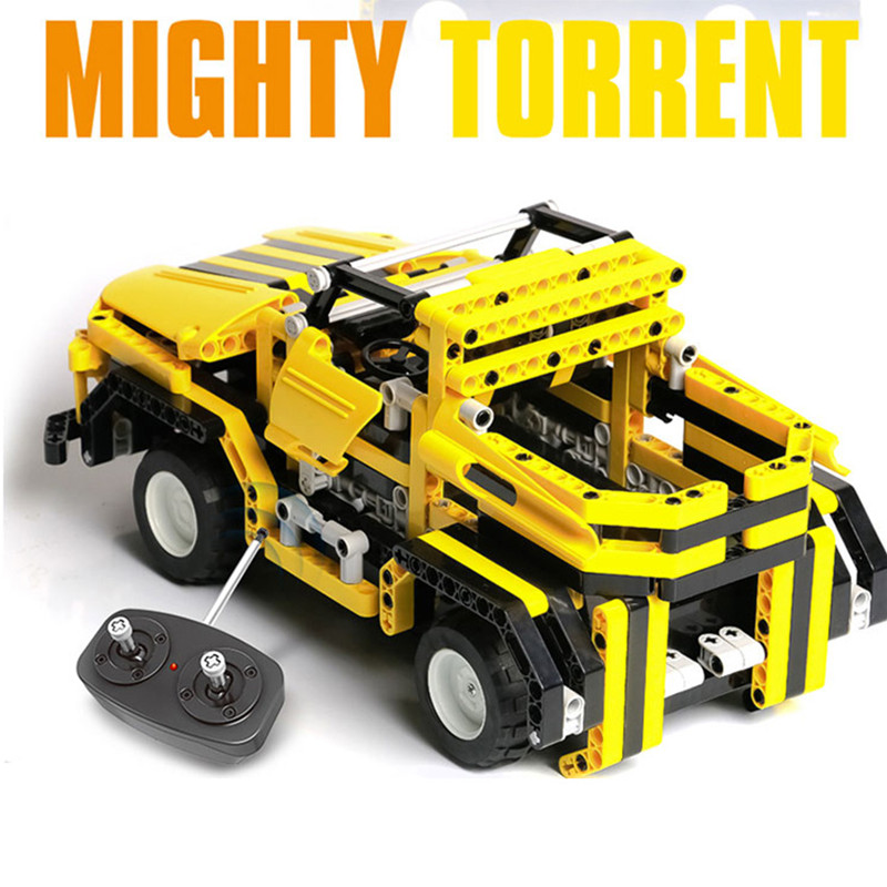 

DIY Building Block Car 423pcs 2 in1 Transform Car DIY Assemble RC Car Technic Series The RC Track Racing educational toy gif