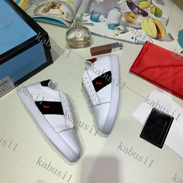 

2021 new boutique fashion baby boy girl casual shoes top quality bee striped casual shoes size: 24-35