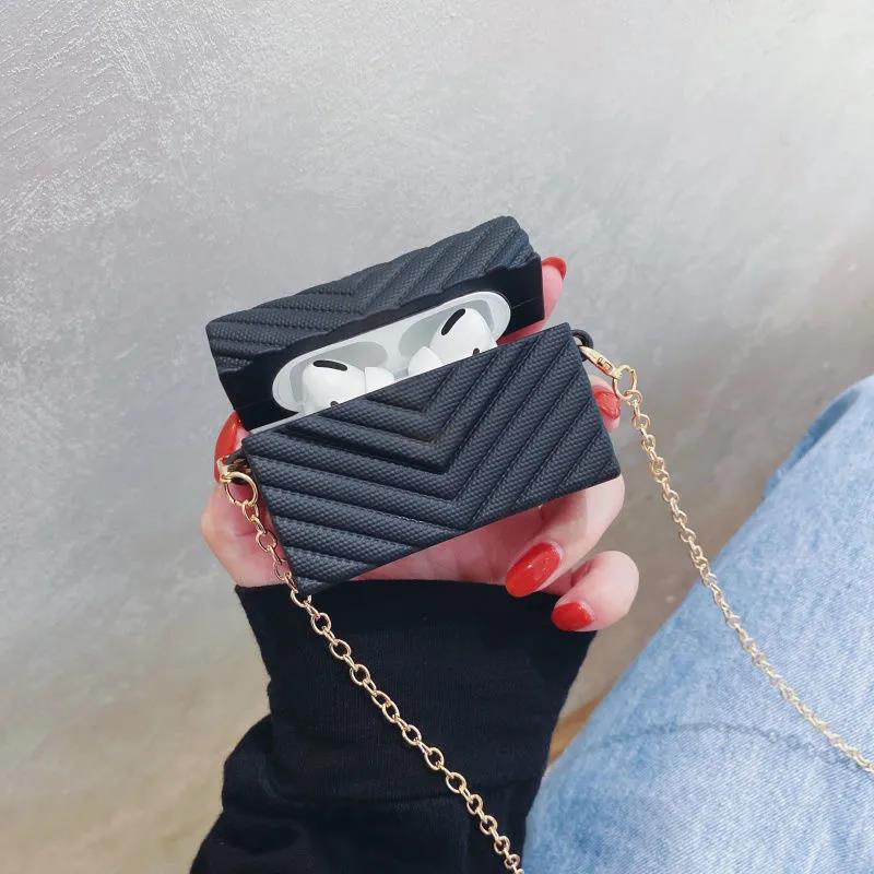 

Luxurys Designers Luxury Airpods Case 1 2 Bracelet Chain for Pro Bluetooth Earphone set Airpod Box protector good
