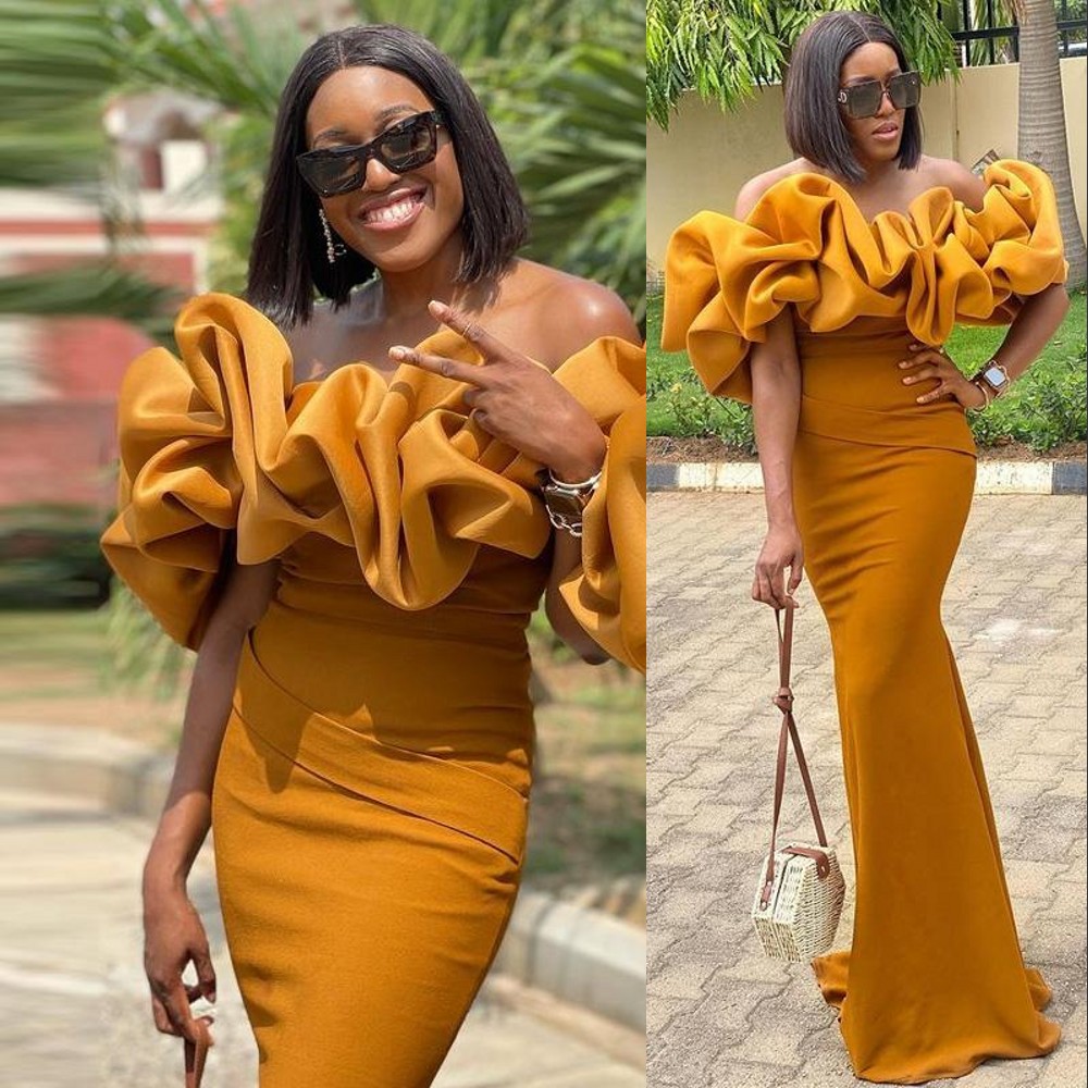 

2021 Vintage Arabic Mustard Yellow Mermaid Bridesmaids Dresses Ruffles Off Shoulder Neck Wedding Guest Gowns Black Girl Maid Of the honor Dress Plus Size Sweep Train