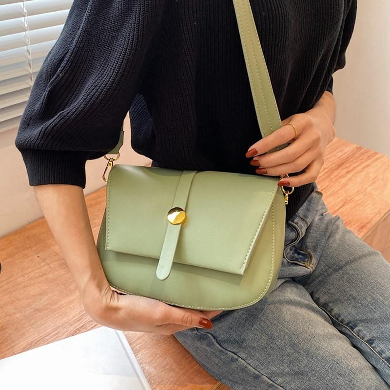 

Fashion Small Flap Shoulder Bags for Women 2021 High Quality Leather Messenger Bag Female Unique Saddle Shape Crossbody Handbag, Black