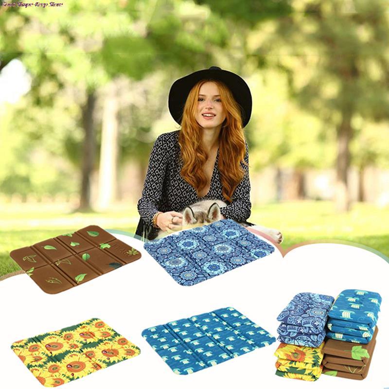 

Outdoor Pads Portable Folding Pad Anti-dirty Park Picnic Mat Moisture Proof Cushion Camping Waterproof Beach