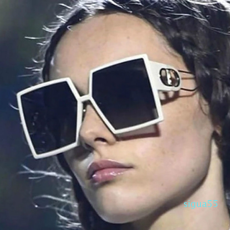 

2020 MONTAIGNE Sunglasses Women Brand Colored Black Square Sunglasses Women Futuristic