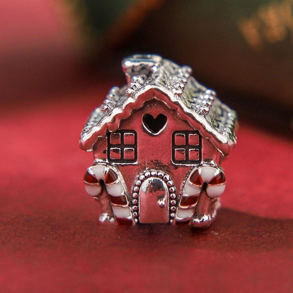 

Factory wholesale 100% 925 Sterling Silver Metal Gingerbread House Christmas & Red Enamel Charm Bead Fits European Jewelry Charm Bracelets