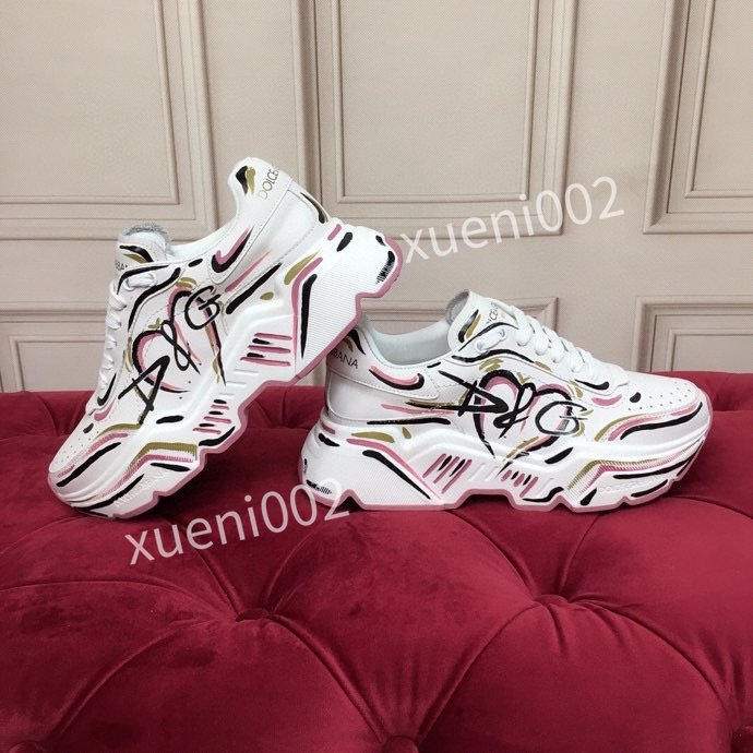 

2021 Luxury boots Connect sneaker Designer Triple S Sneakers vintage trainers womens Nude Grosgrain Ribbon Retro Casual Shoes 35-41, 01