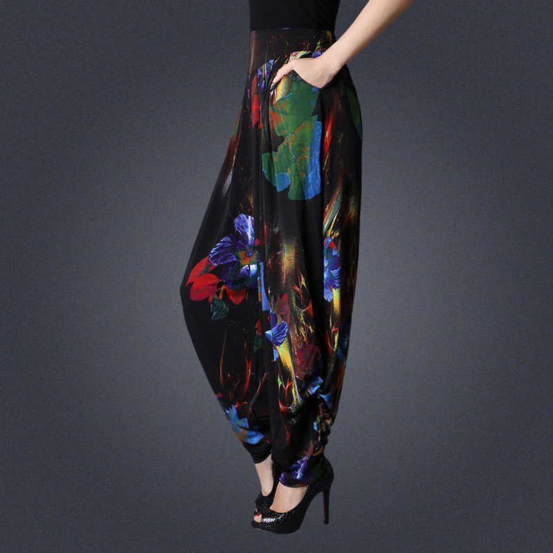 

Spring and Summer Ladies Print Size Wild Carrot Big Legs Hare Women's Long Autumn Pants Navj