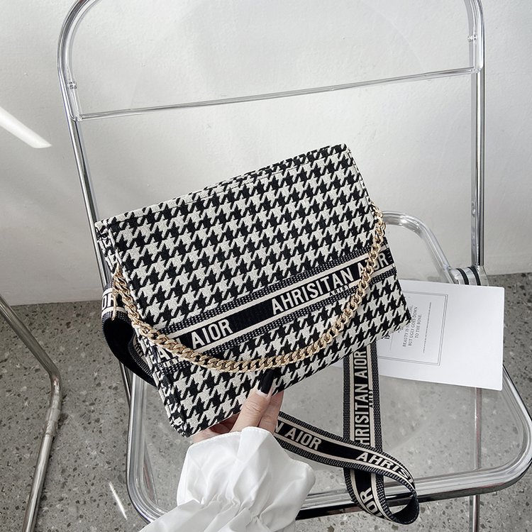 

2021 New Autumn and Winter Houndstooth Bag Womens Bag Korean Style Western Style Letter Chain Handbag Fashion Shoulder Messenger Bag