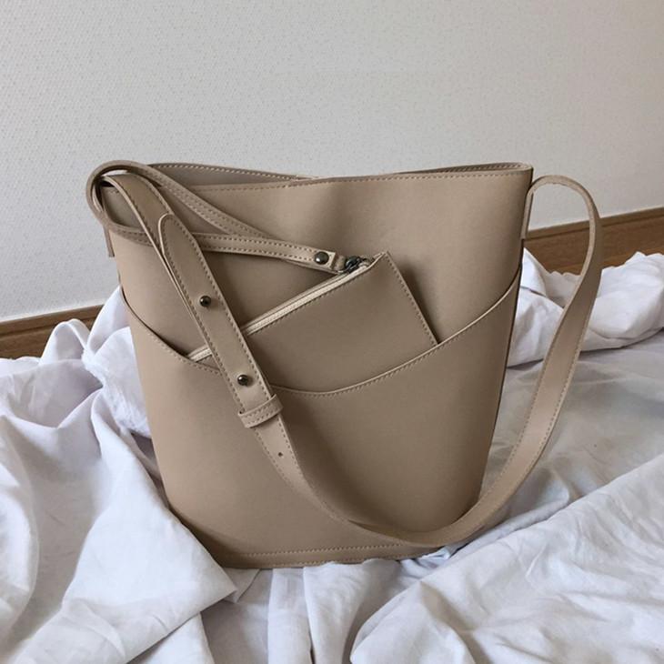 

Women Bucket Bag Korean style ladies Shoulder bag Casual Crossbody Large Capacity PU Leather purse and hanbags Black bolsas