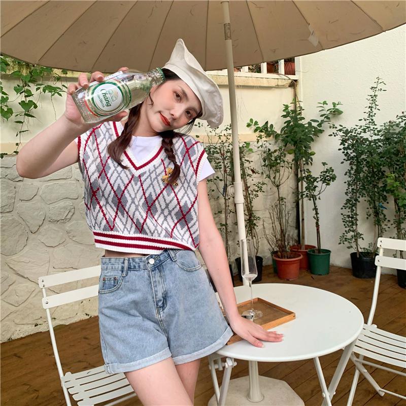 

Women's Sweaters Vintage Argyle Sweater Women Fashion Cute Bear Embroidery V Neck Vest Female Crop Top Sleeveless Kawaii Pullovers, White;black