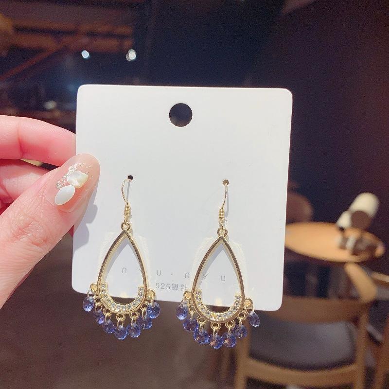

Stud Korean Temperament Tassel Net Celebrity Earrings Female Geometric Water Drop Long Exaggerated Wholesale, Golden;silver