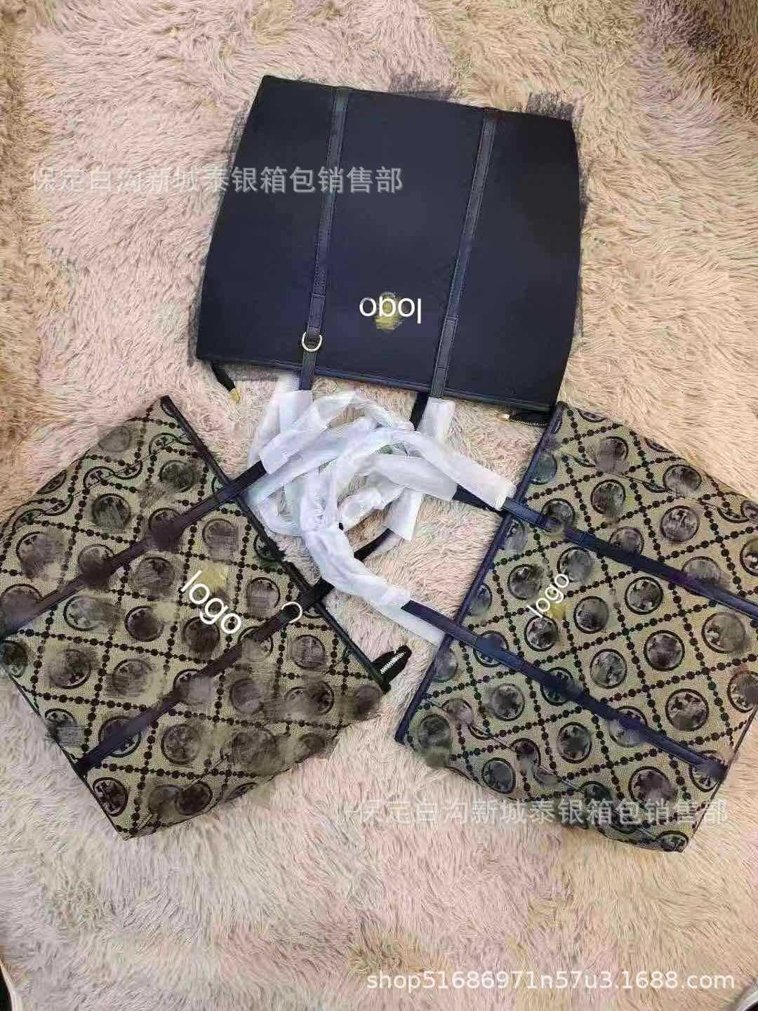 

Fashion Women's Tb Home Embroidery Old Flower Tote High Grade Fabric Versatile One Shoulder Shopping Messenger Bag