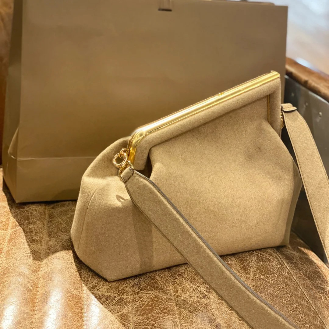 

Fashion Style Arrive Shoulder Bags Crossbody Bag Handbags Selling Popular Styles Designers 2021 High Quality Camera Bag Unisex Man Woman