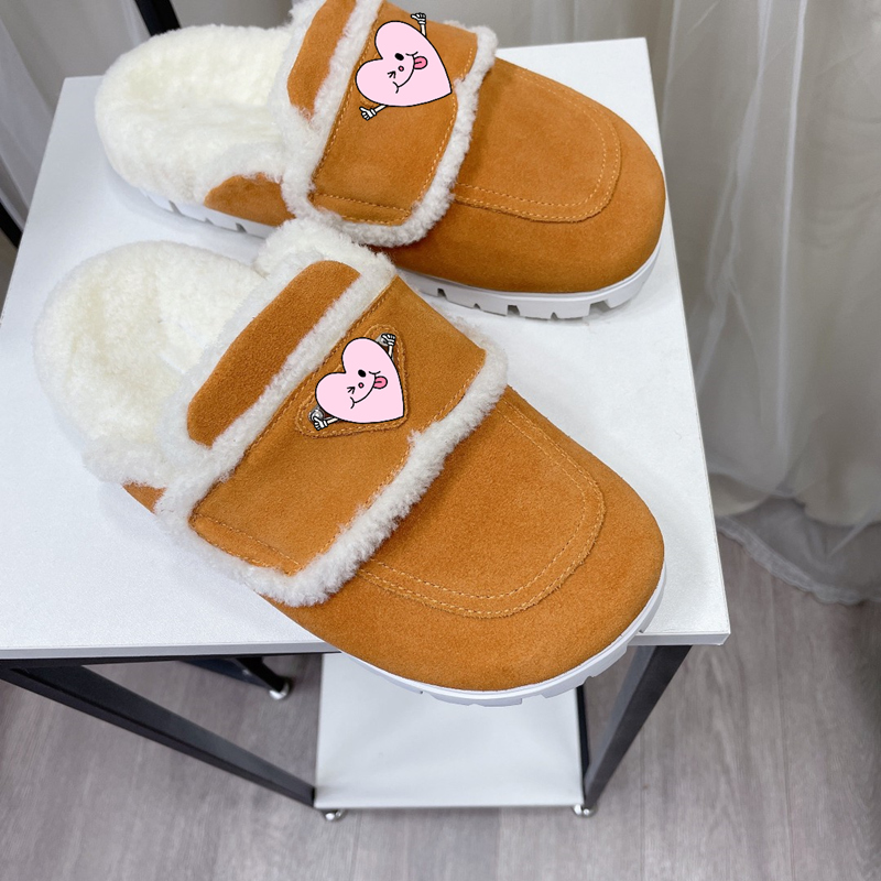 

2021sandal sandals wool slippers warm women's shoes thick sole anti slip fashion winter indoor flat af1 lulu tn 97 kaws Cold proof postpartum size 35-40, Black