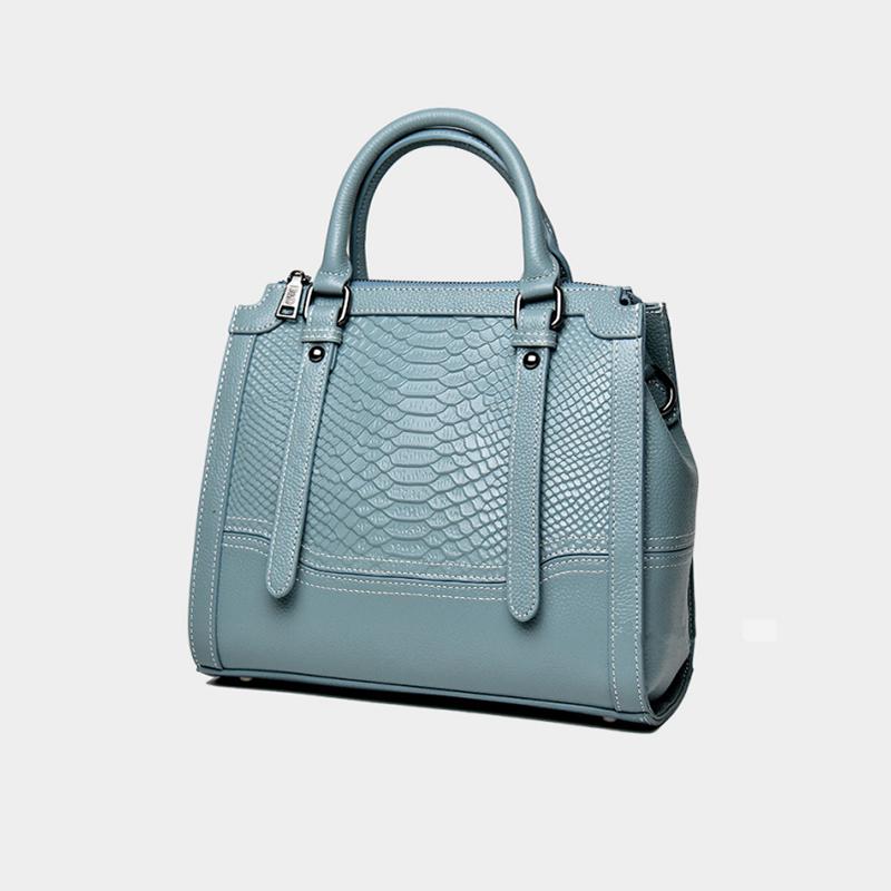 

High quality real cowhide new fashion one-shoulder messenger bag large capacity fashion all-match handbag small square bag, Black