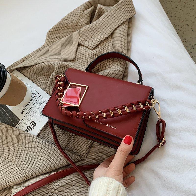 

2021 Newest Trendy Woven Leather Handbag Designer Lock Bags Red Crossbody Bag Small Chain Shoulder Bag Women Black Messenger