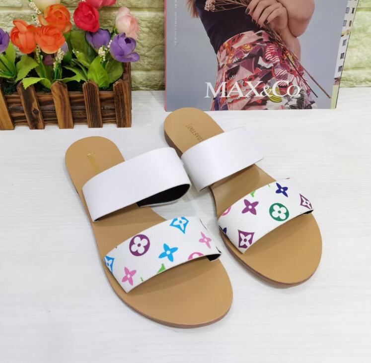 

Classic Women Leather Sippler Sandals Soles Casual Shoes Slip-on for Daily Use 056, Black