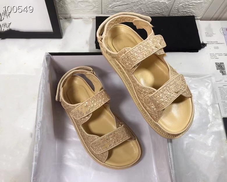 

2021 woman slipper fashion Beach Thick bottom slippers platform Alphabet lady Sandals Leather High heel slides slippers shoe, Black