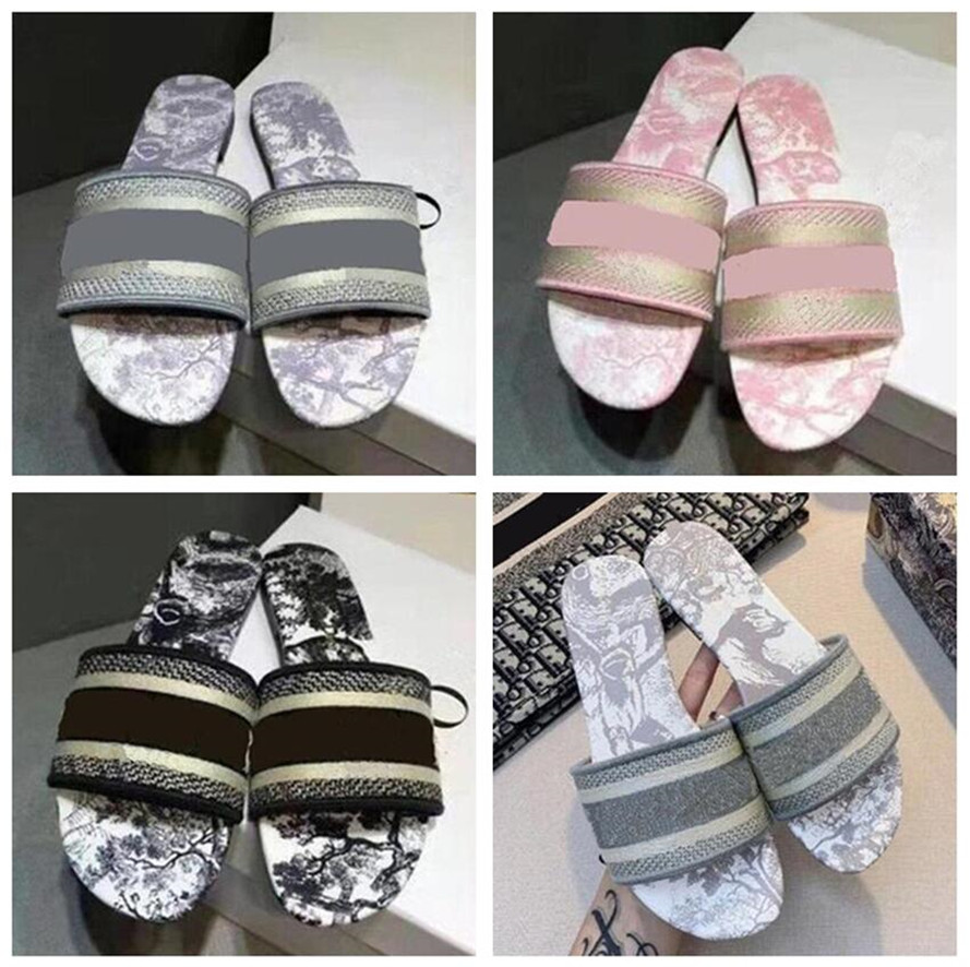 

Women Slippers Classics Paris Fahsion Summer Girls Beach Slides Black White Red Flip Flops Floral brocade Gear bottoms Sandals eur 34-42, T12