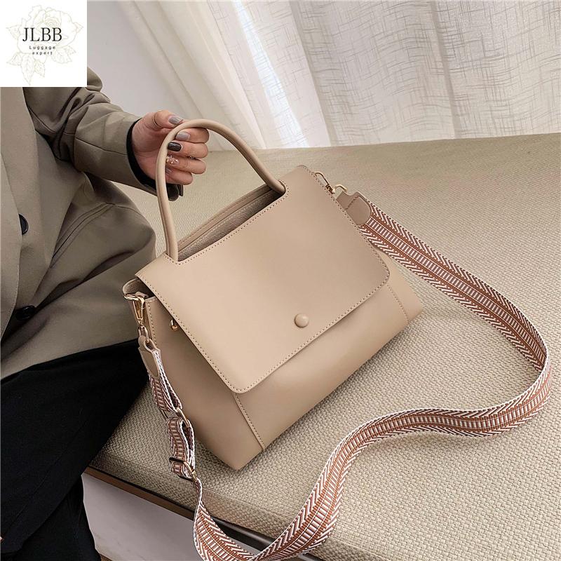 

Totes Bags Women Large Capacity Handbags Women PU Shoulder Messenger Bag Female Retro Daily Totes Lady Elegant Handbags, Black