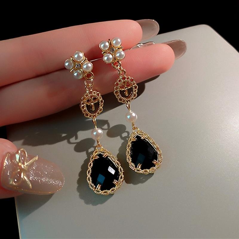 

Dangle & Chandelier Vintage Trendy Crystal Earrings For Women Elegant Pearl Gold Color Cross Pendant Earring Wedding Party Jewelry